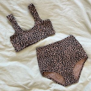 ARQ Leopard Bra and Undie Set